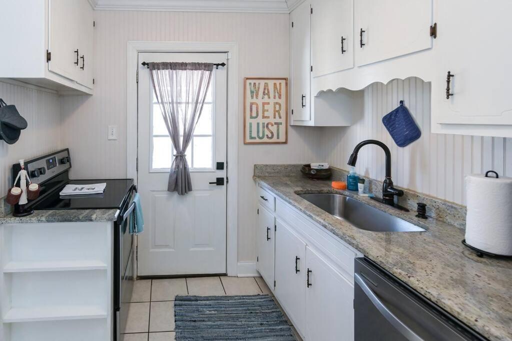 Peaceful Home In Downtown Huntsville With Nice Back Patio! Zewnętrze zdjęcie
